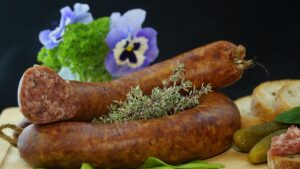 Leia mais sobre o artigo Calabresa é remoso? Veja os efeitos da linguiça e tire suas dúvidas