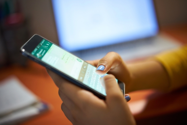 Você está visualizando atualmente Grupos de WhatsApp Interessantes: Como Encontrar e Participar