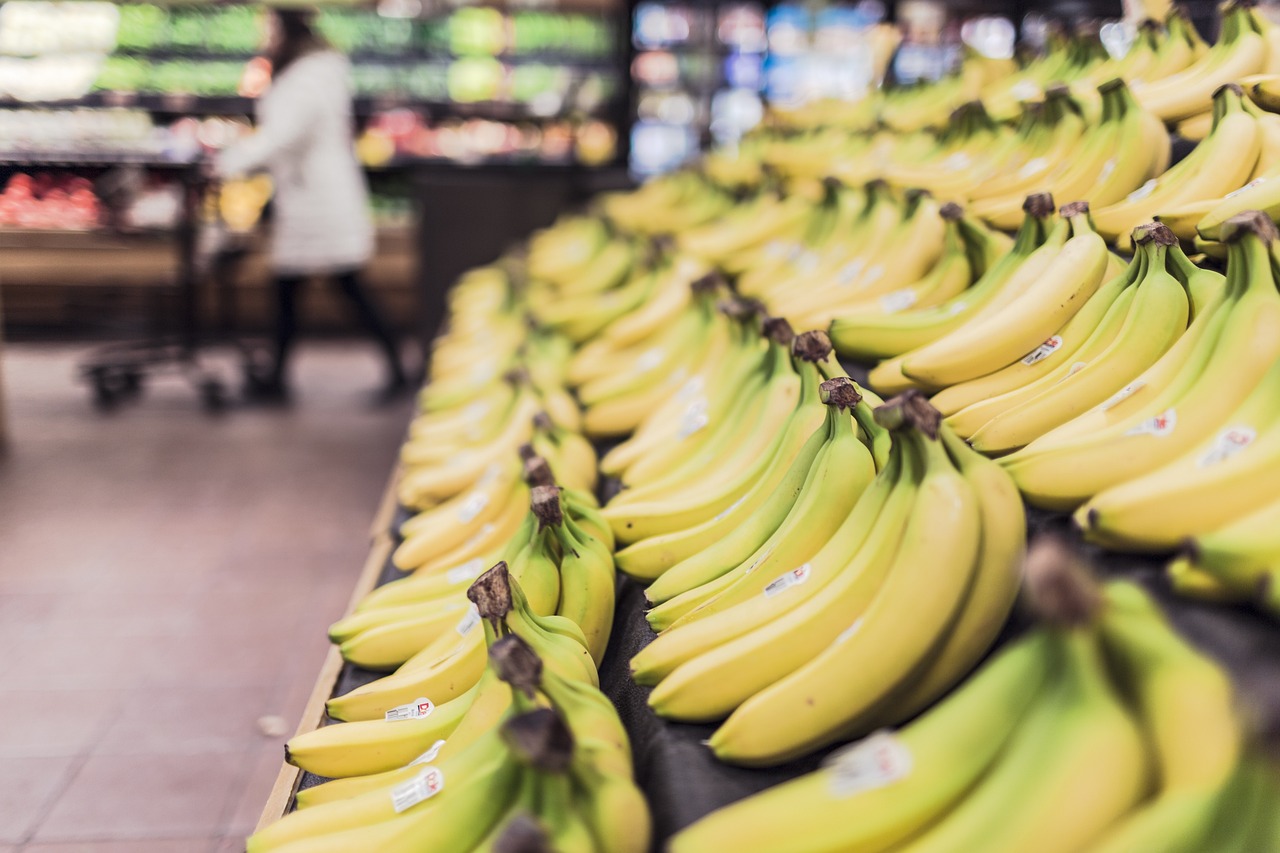 Você está visualizando atualmente Banana faz mal para gordura no fígado? Descubra os efeitos reais