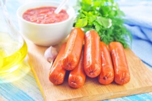 Leia mais sobre o artigo Meio quilo de salsicha tem quantas unidades? Descubra agora