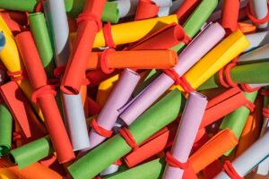 Leia mais sobre o artigo Quem faz 11 pontos na Lotofácil ganha quanto? Entenda os prêmios