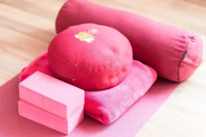 Leia mais sobre o artigo Benefícios Ocultos: Por Que Adotar a Meditação Diária?